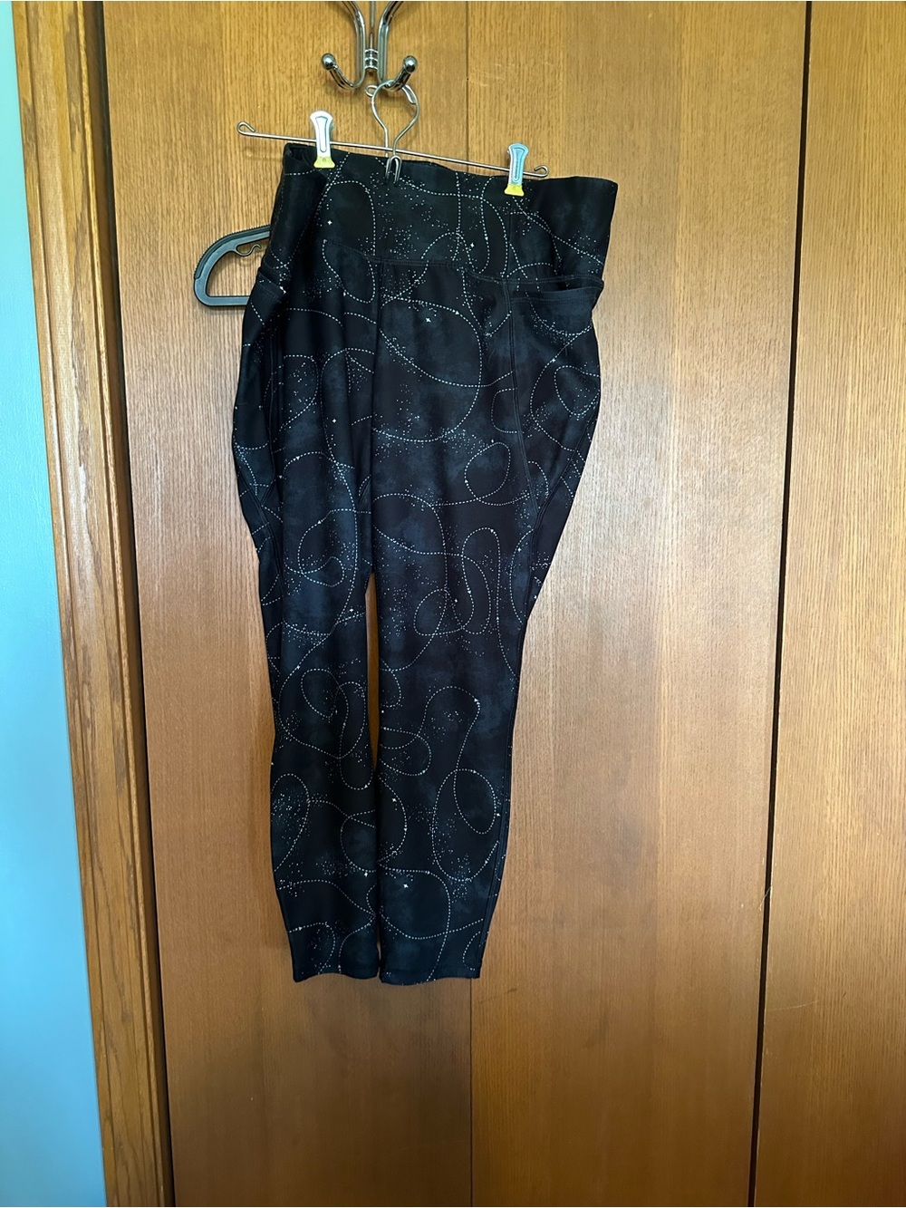 Livi Active Black Embellished Slim Leggings